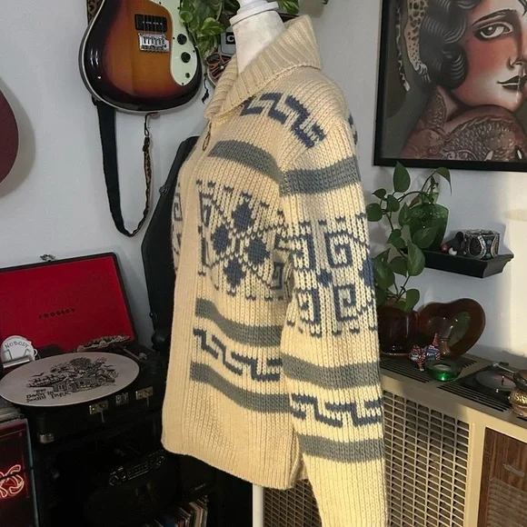 Vintage 1970s Men’s Pendleton Cream And Blue Zip Up Sweater. 100% Virgin Wool - Picture 4 of 8